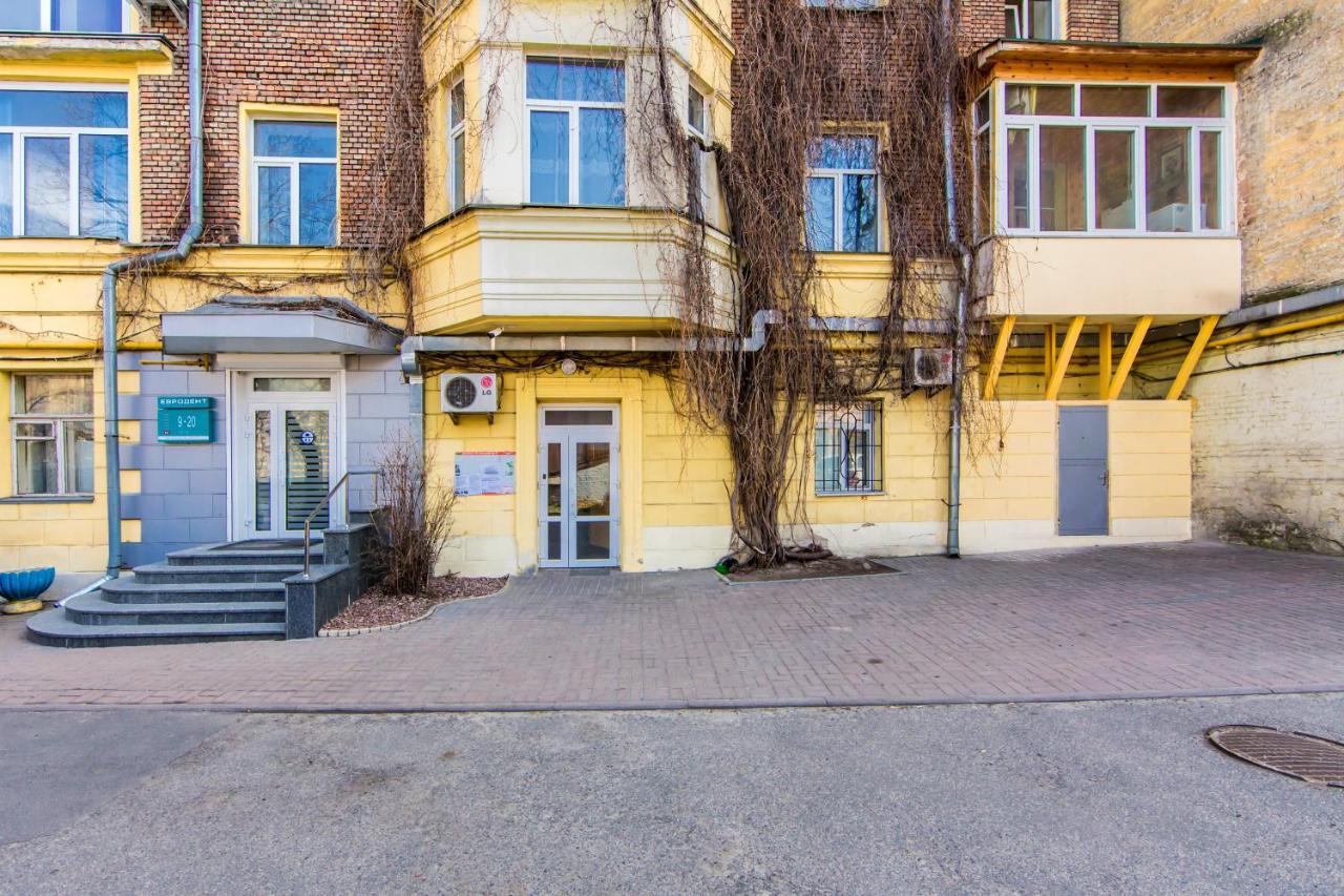 2-Х Кімнатна Квартира Поруч Із Бессарабським Ринком เคียฟ ภายนอก รูปภาพ